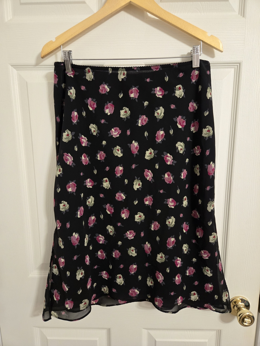 Express Black Midi Skirt with Pink & Cream Floral Print Size Large